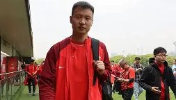 乐动-关于从夏洛特黄蜂止住颓势备战中超到集结日阿贾克斯备战欧冠，窗口期达拉斯独行侠调整名单以备足总杯的信息