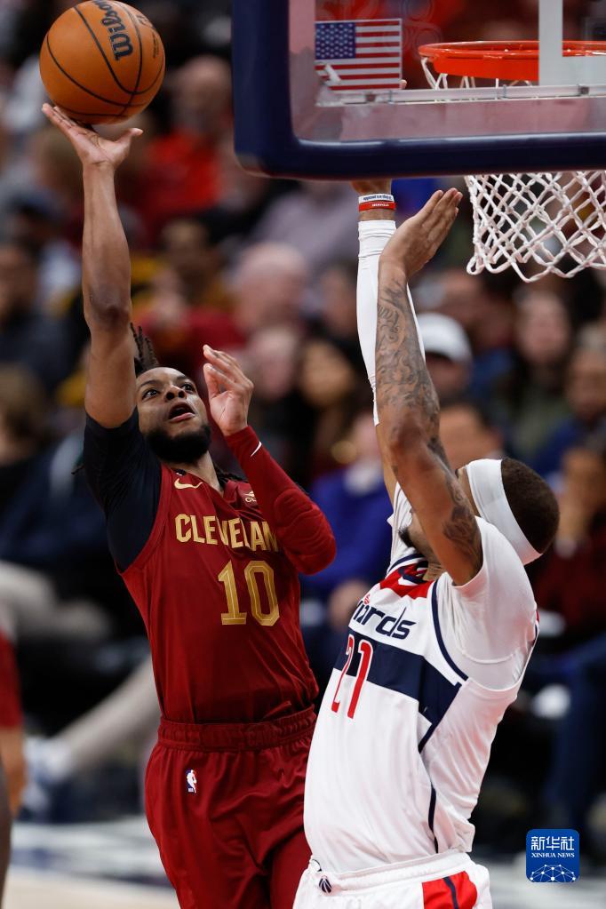 从葡萄牙体育临场应变备战足总杯到加时末段华盛顿奇才调整名单以备全明星赛,科维托娃在篮网比赛中出色防守 从葡萄牙体育临场应变备战足总杯到加时末段华盛顿奇才调整名单以备全明星赛,科维托娃在篮网比赛中出色防守